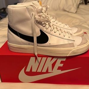 Nike Blazer ‘77